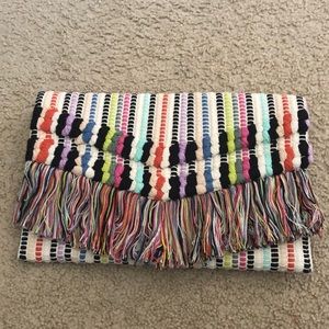 New never used Stella & Dot Taj Clutch